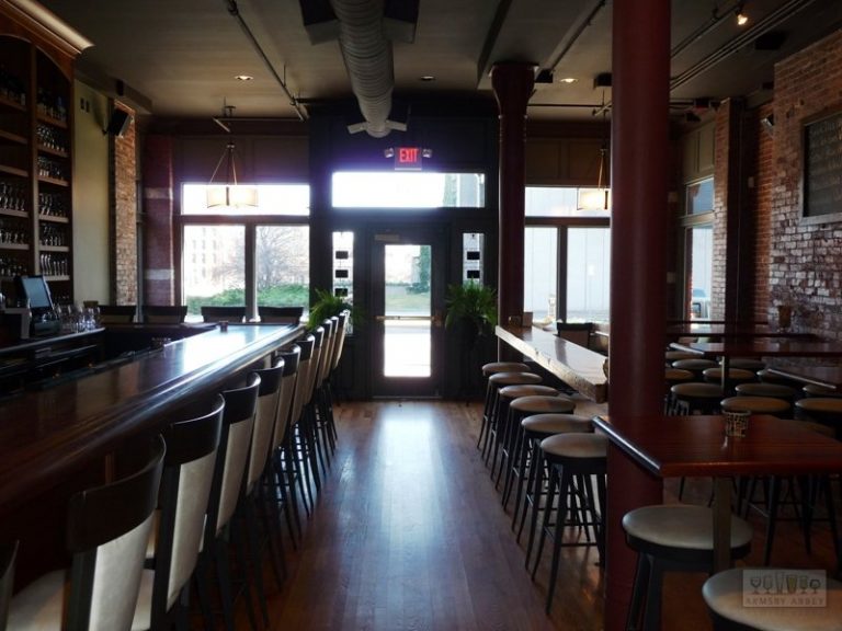 Armsby Abbey, A Worcester Favorite Le Limo