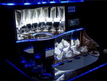 Limousine glassware