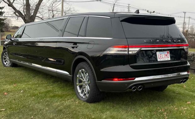 2023 SUV - 12 passenger